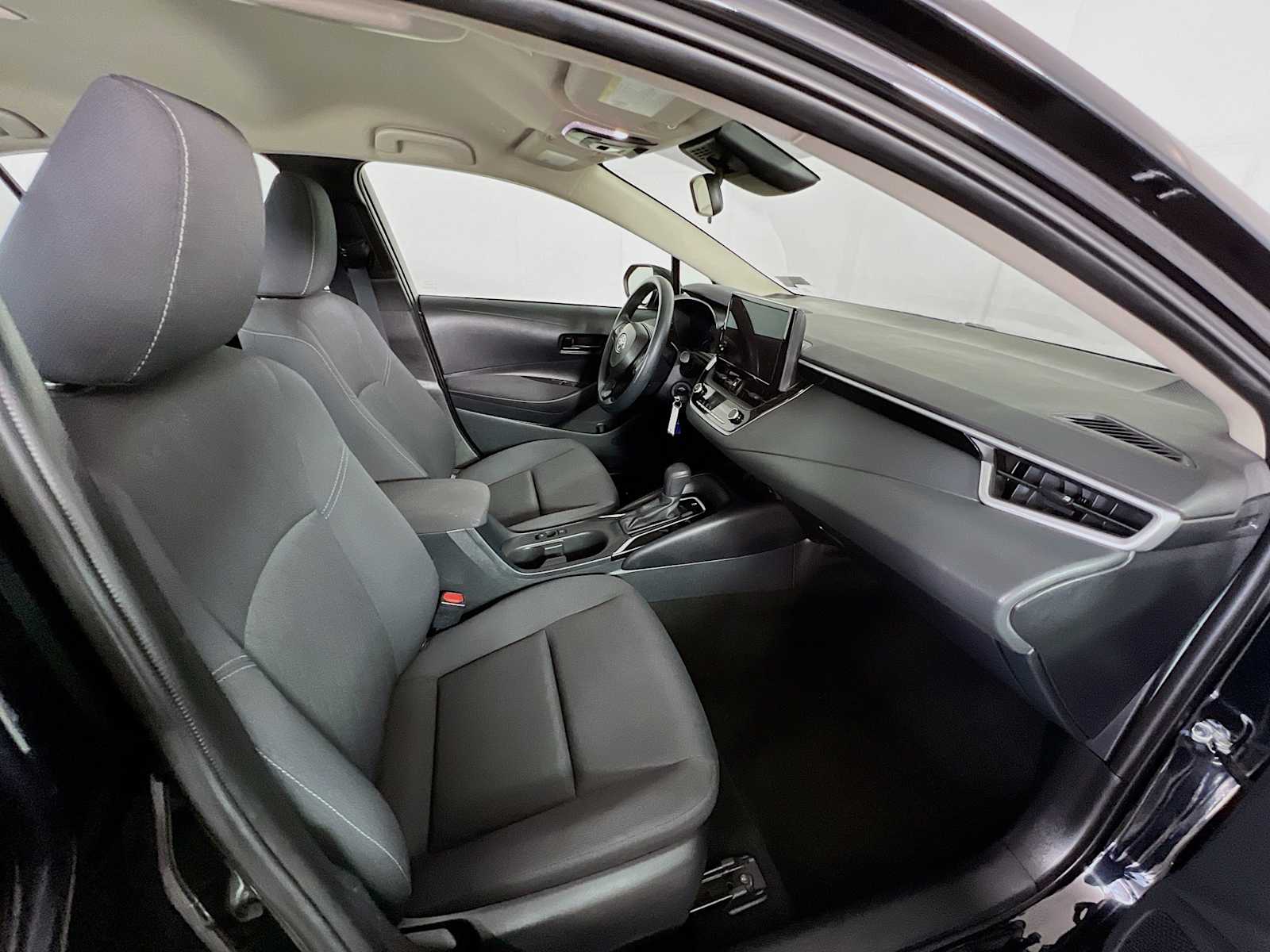 2023 Toyota Corolla LE - Photo 26