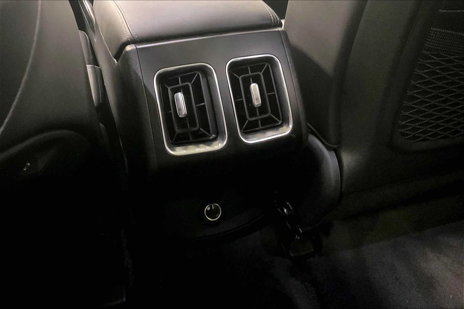 2025 Kia Sorento X-Line EX - Photo 29