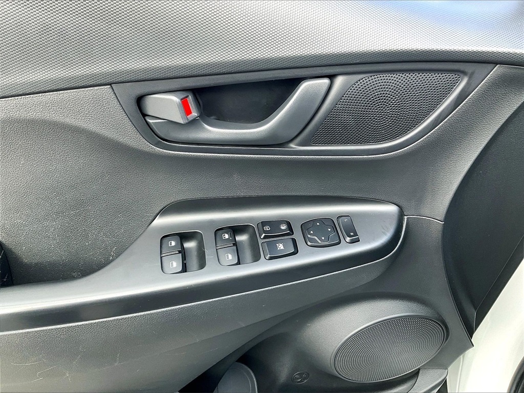 2021 Hyundai Kona SE - Photo 35