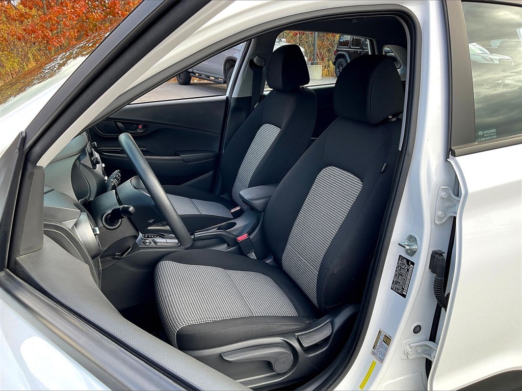 2021 Hyundai Kona SE - Photo 9