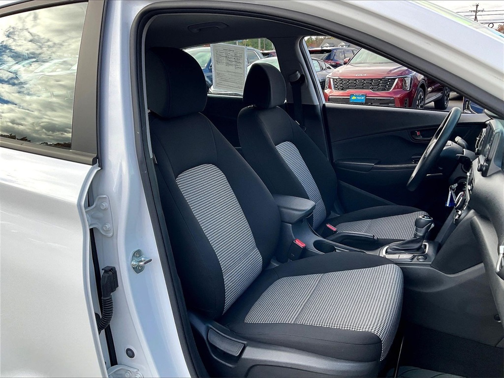 2021 Hyundai Kona SE - Photo 10