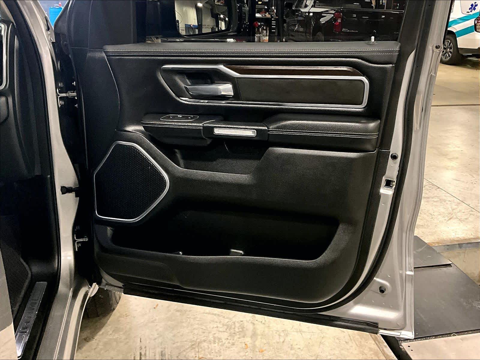 2022 Ram 1500 Laramie - Photo 12
