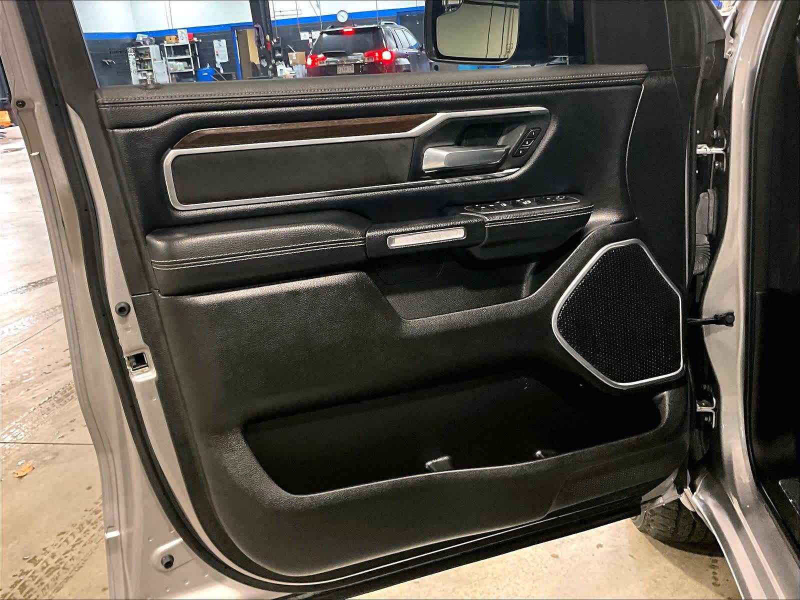 2022 Ram 1500 Laramie - Photo 9