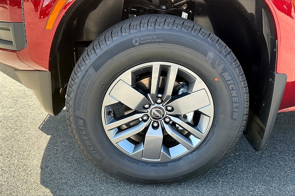 2025 Nissan Frontier SV - Photo 7