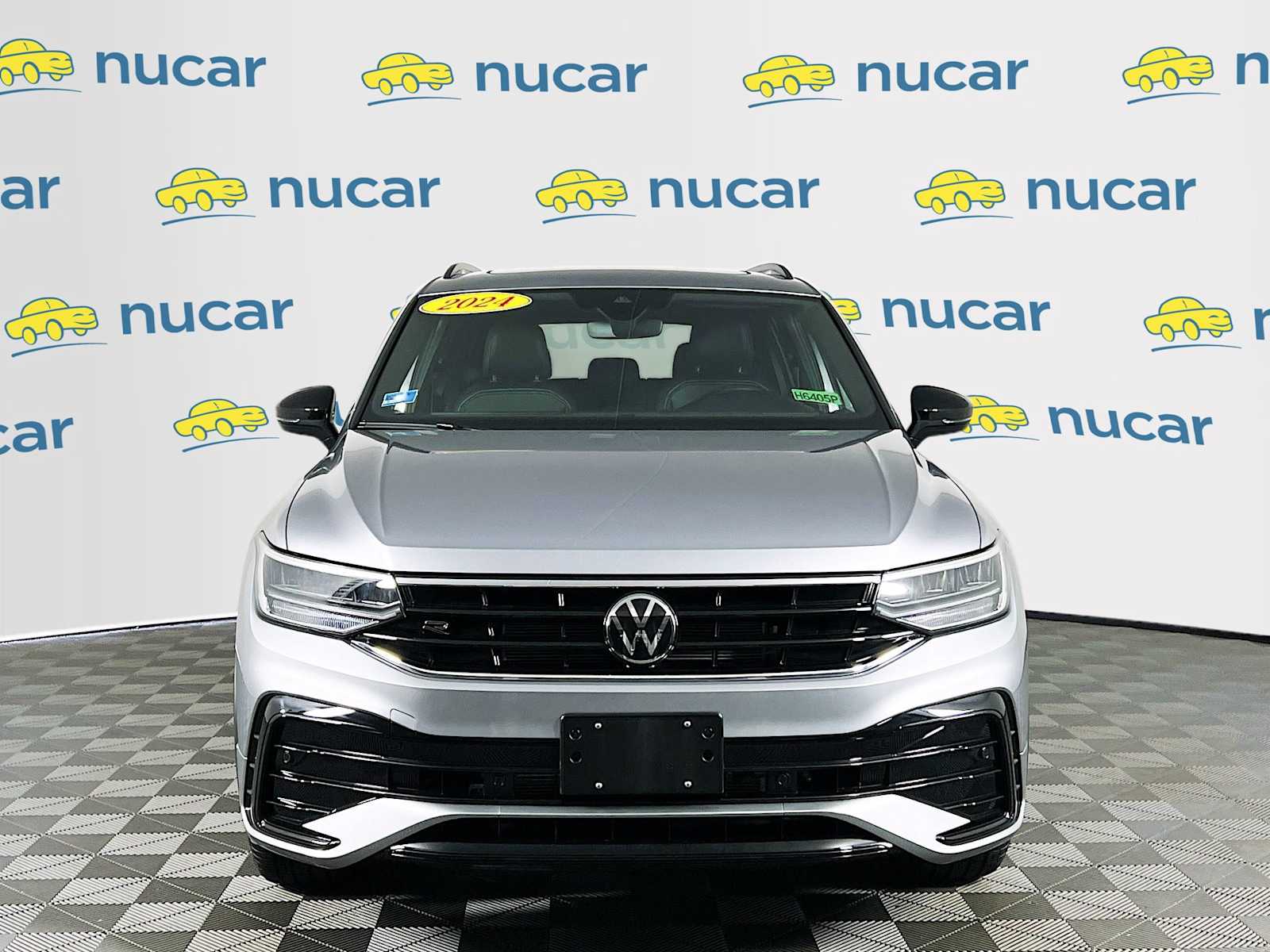 2024 Volkswagen Tiguan SE R-Line Black - Photo 2