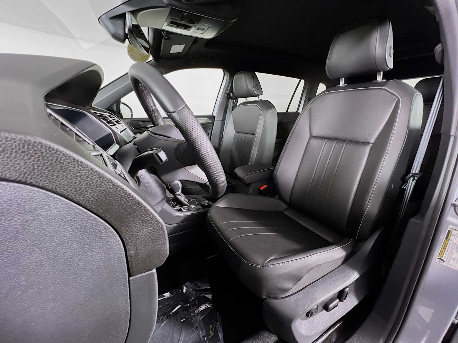 2024 Volkswagen Tiguan SE R-Line Black - Photo 21