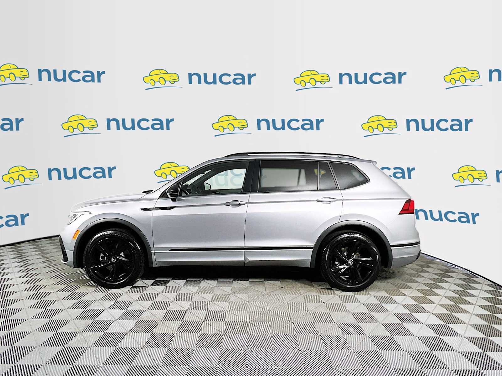 2024 Volkswagen Tiguan SE R-Line Black - Photo 4