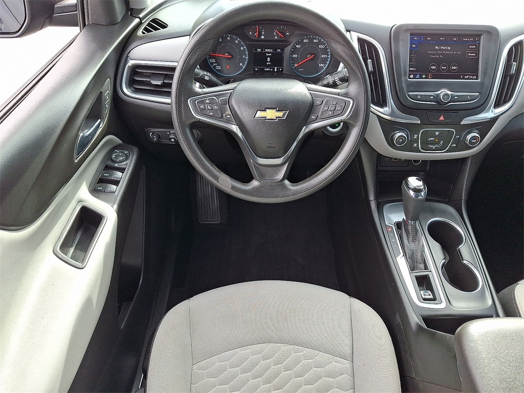 2020 Chevrolet Equinox LS - Photo 12