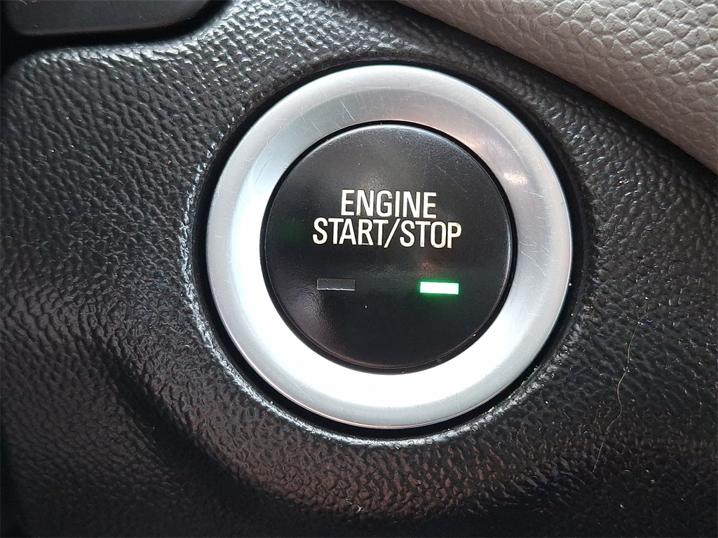 2020 Chevrolet Equinox LS - Photo 23