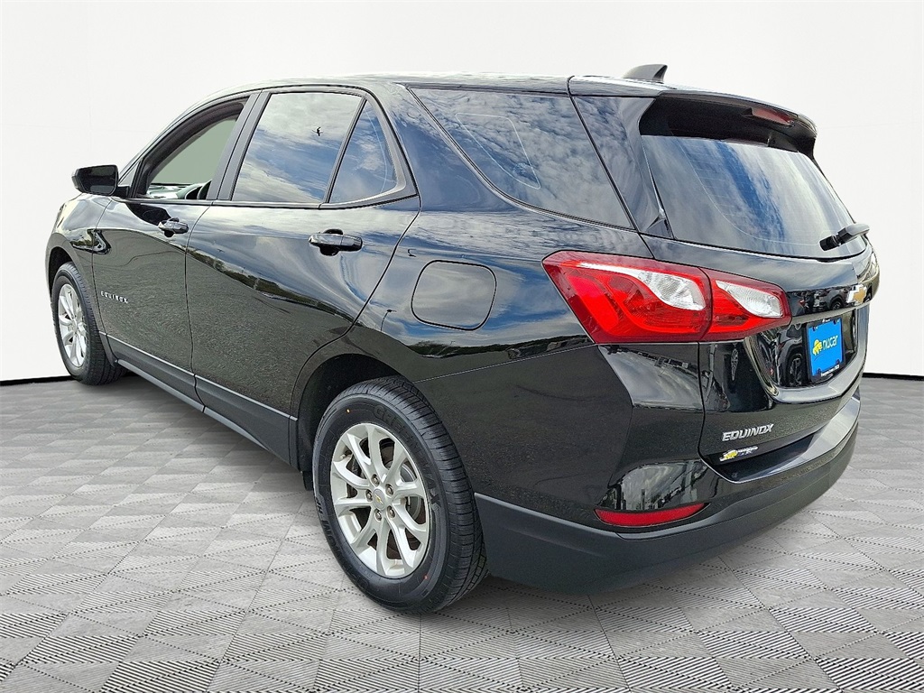2020 Chevrolet Equinox LS - Photo 5