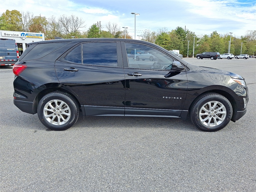 2020 Chevrolet Equinox LS - Photo 8