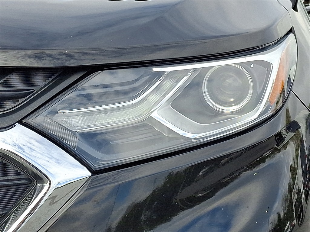 2020 Chevrolet Equinox LS - Photo 10