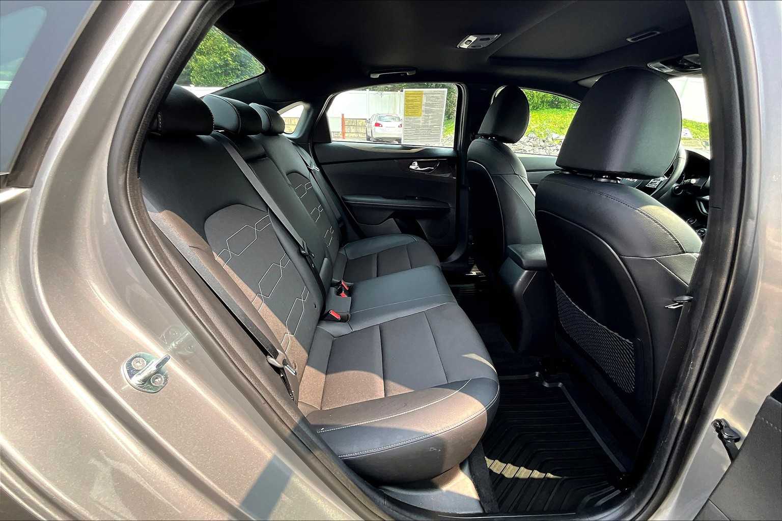 2023 Kia Forte GT-Line - Photo 16