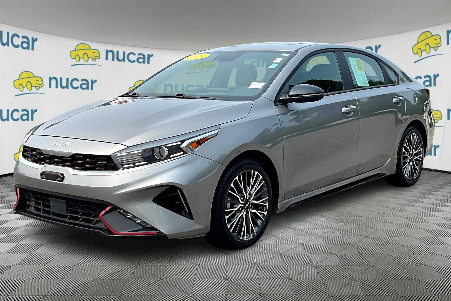 2023 Kia Forte GT-Line - Photo 3