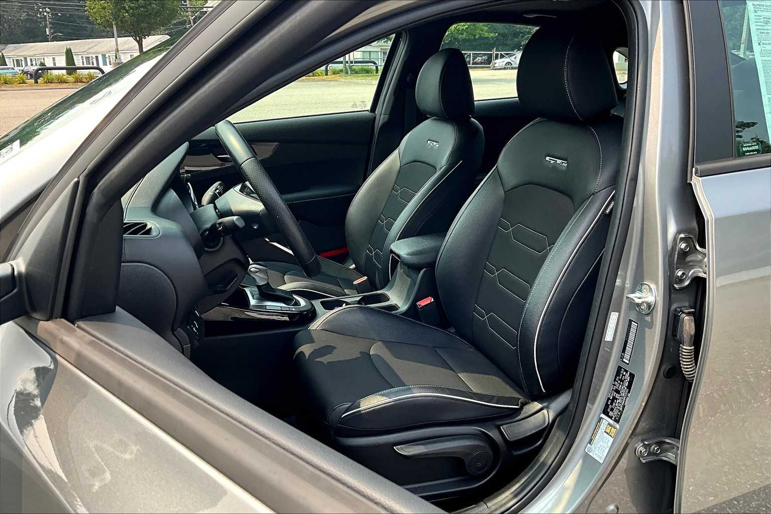 2023 Kia Forte GT-Line - Photo 10