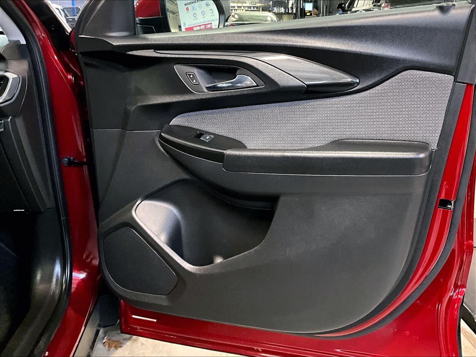 2022 Chevrolet TrailBlazer LT - Photo 12