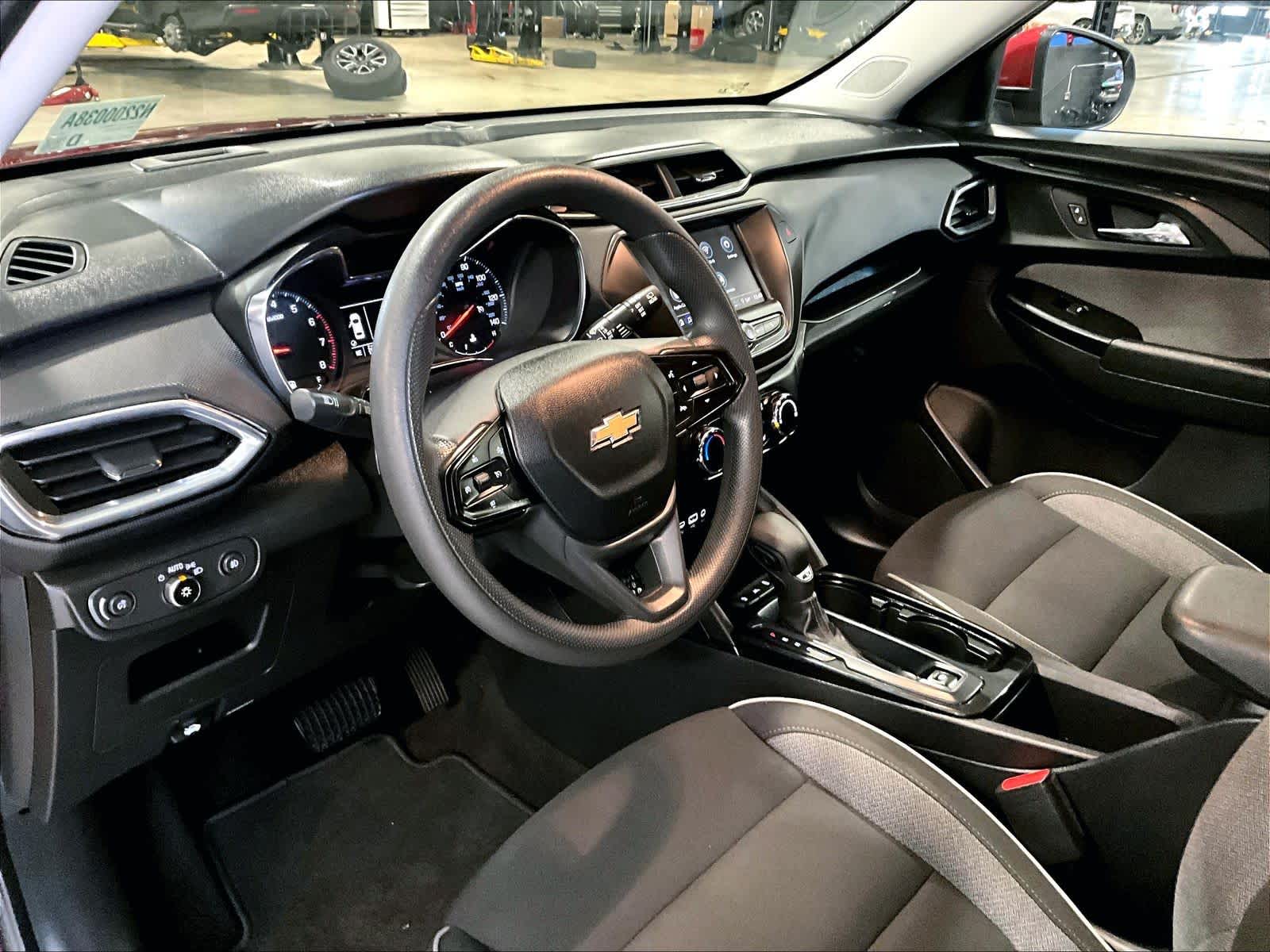 2022 Chevrolet TrailBlazer LT - Photo 8