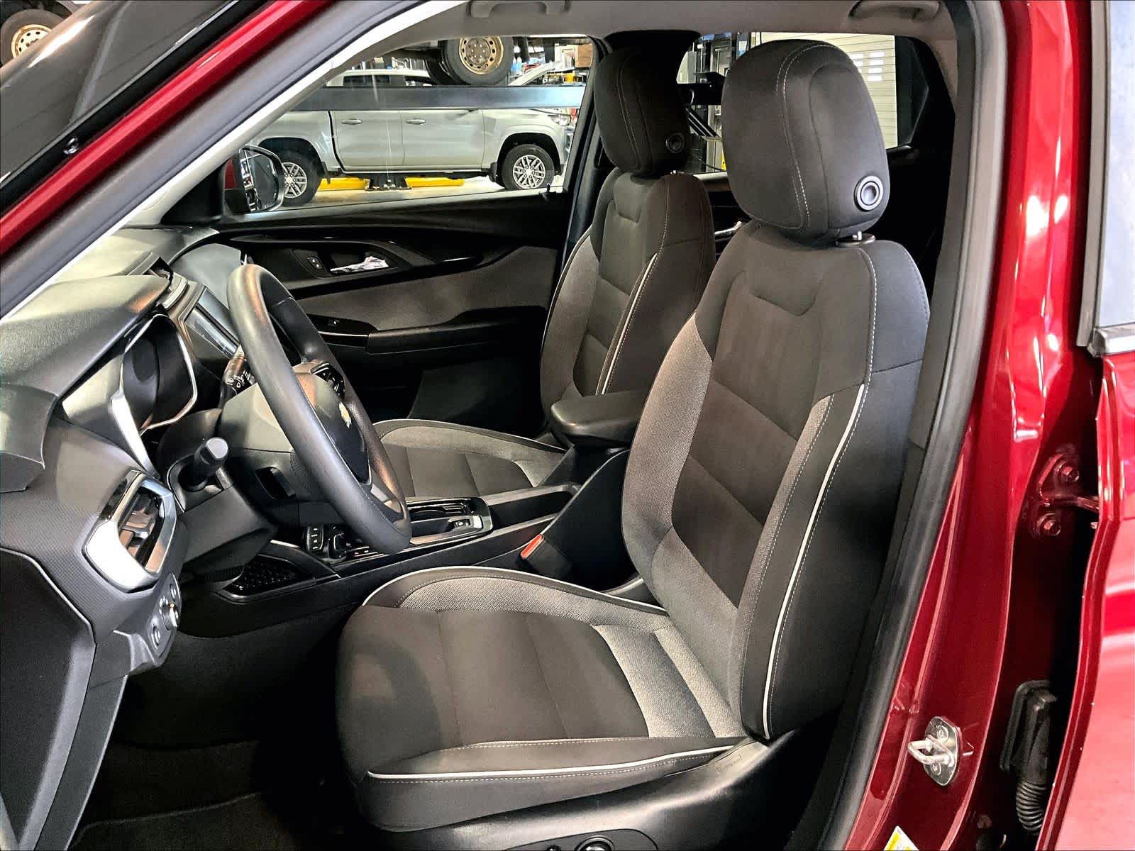 2022 Chevrolet TrailBlazer LT - Photo 10
