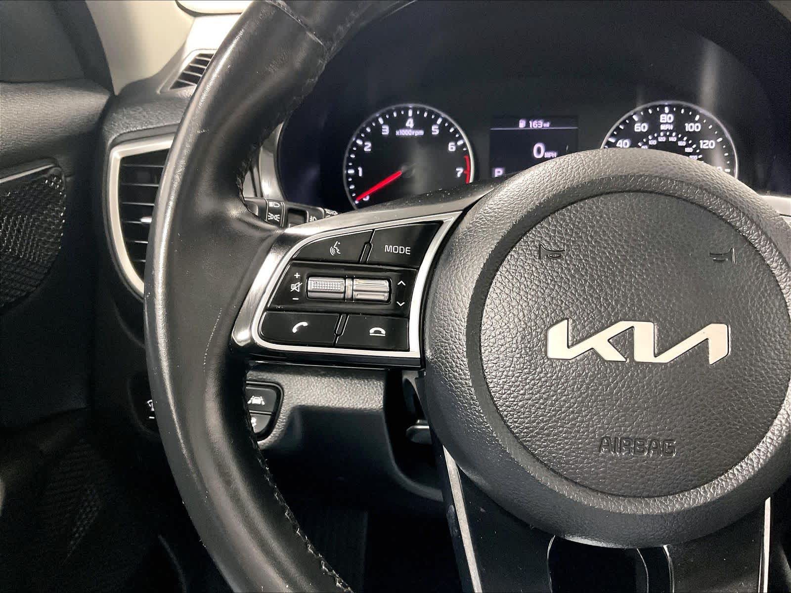 2022 Kia Seltos EX - Photo 23