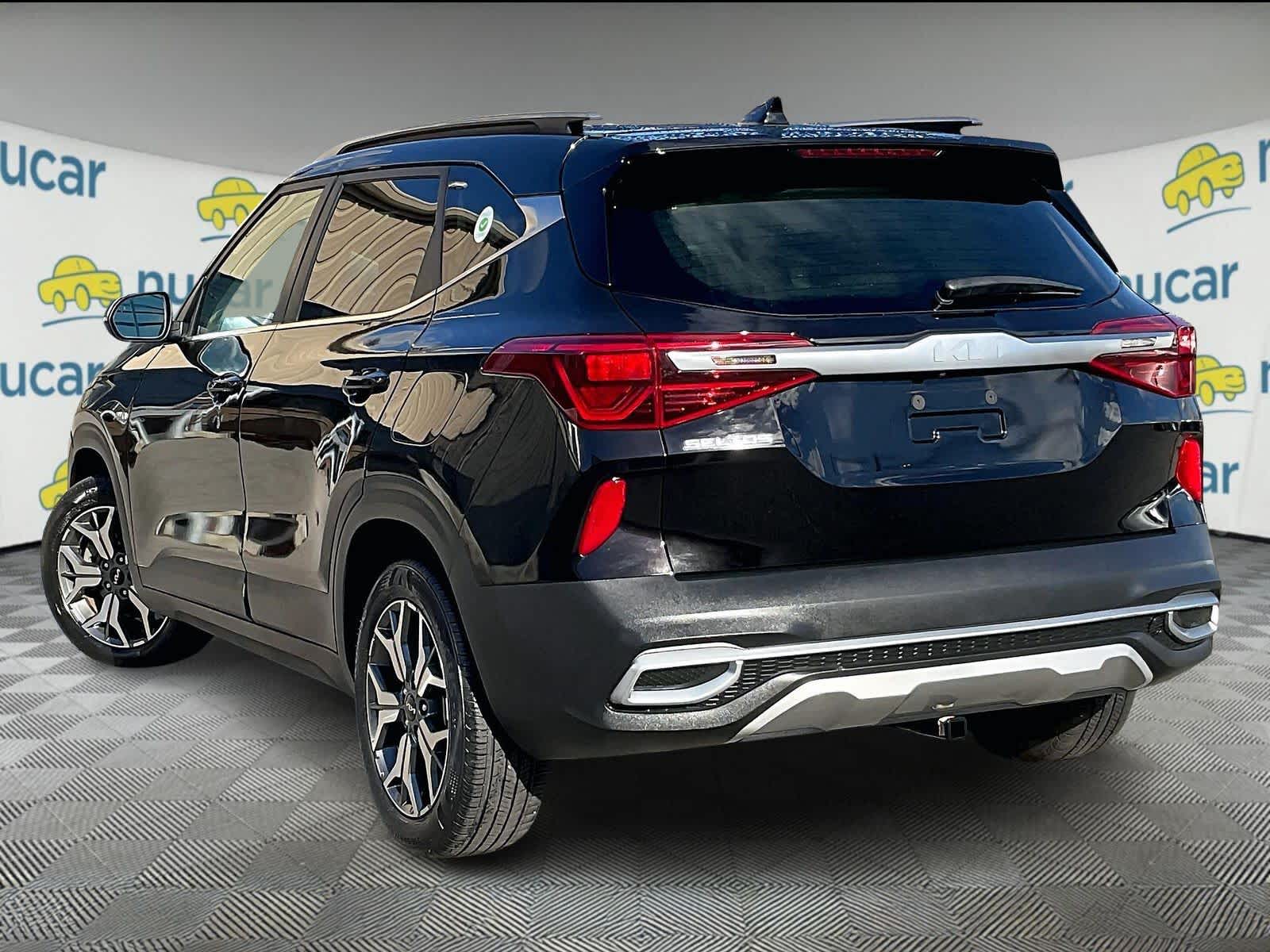 2022 Kia Seltos EX - Photo 4