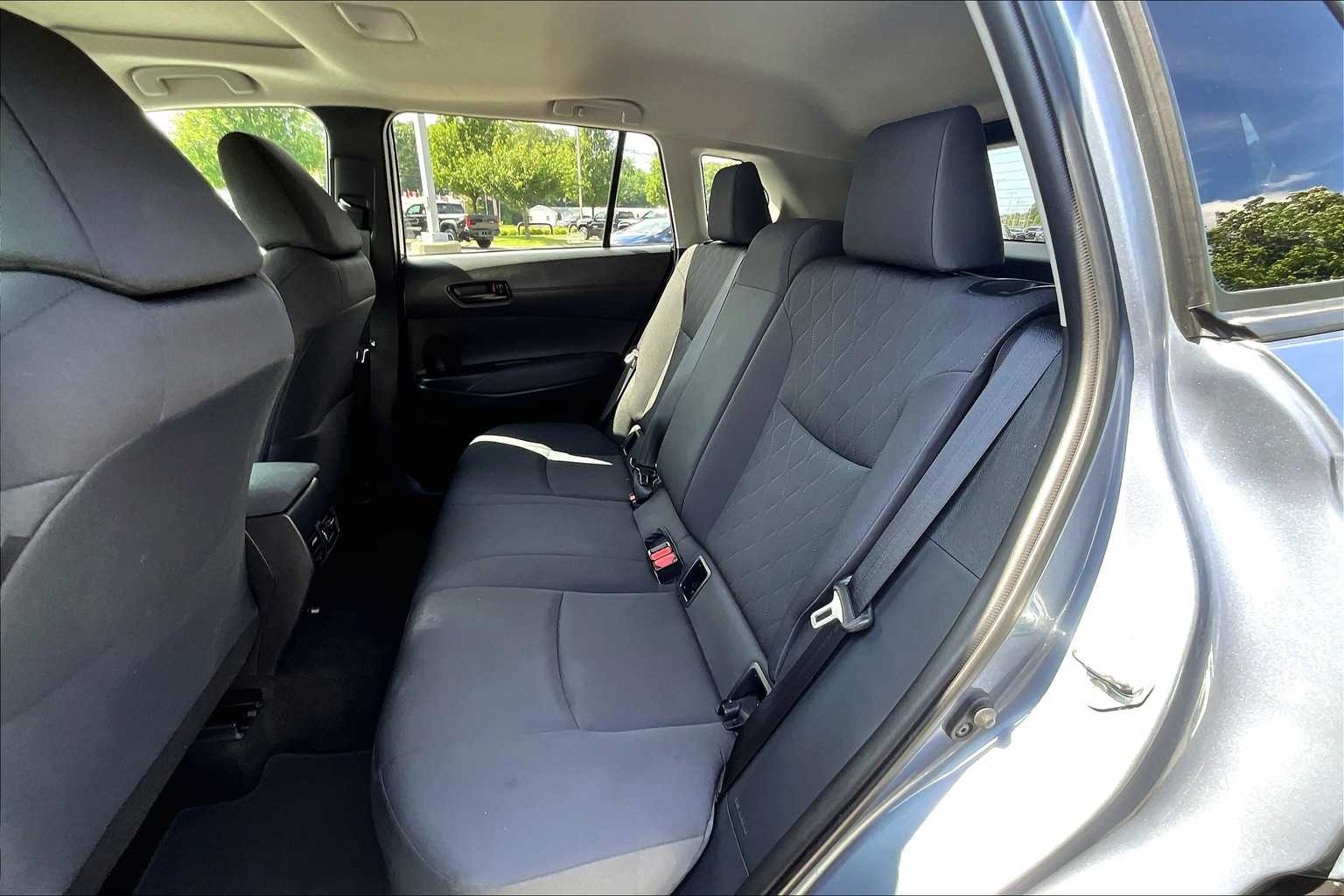 2022 Toyota Corolla Cross LE - Photo 15