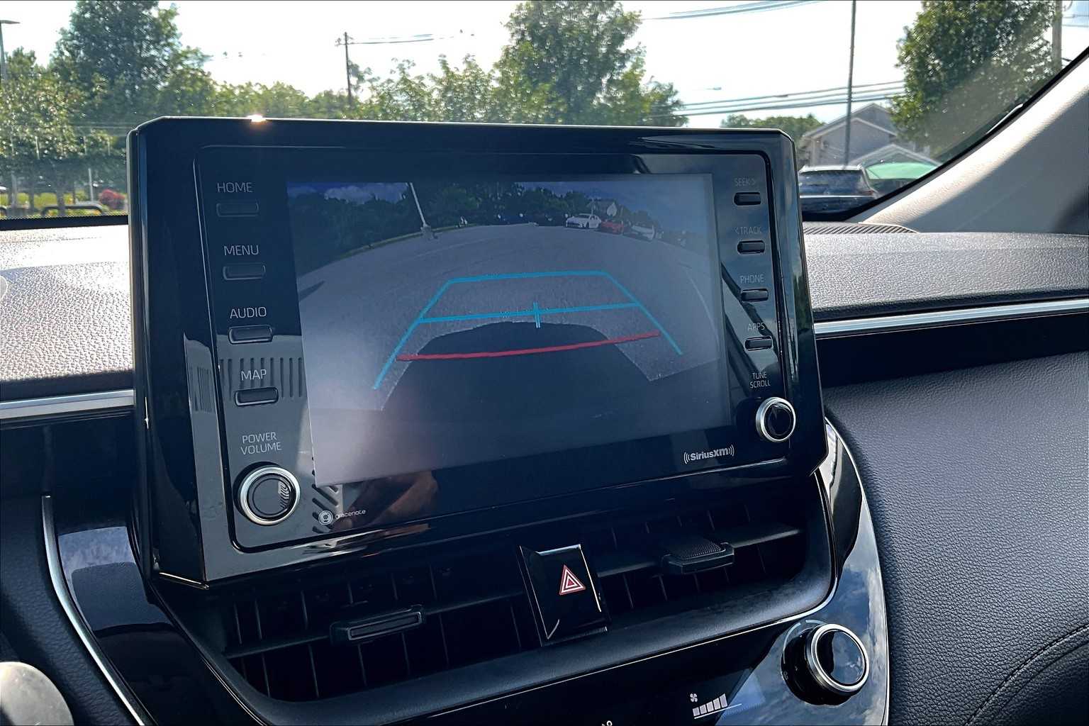 2022 Toyota Corolla Cross LE - Photo 19