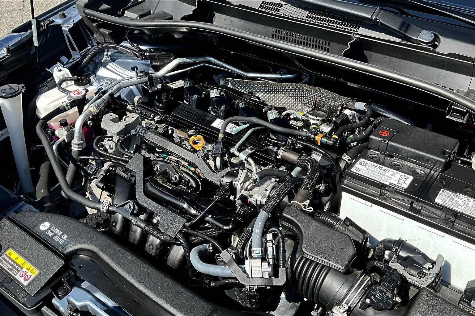 2022 Toyota Corolla Cross LE - Photo 35
