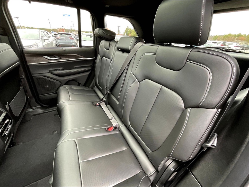 2025 Jeep Grand Cherokee Limited - Photo 15