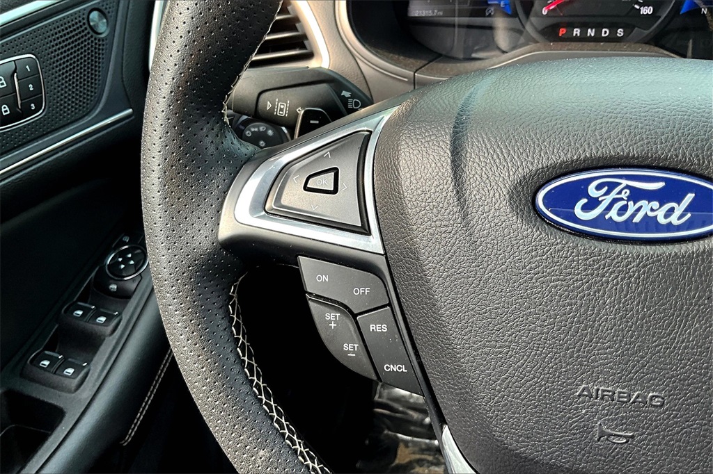 2022 Ford Edge ST - Photo 23