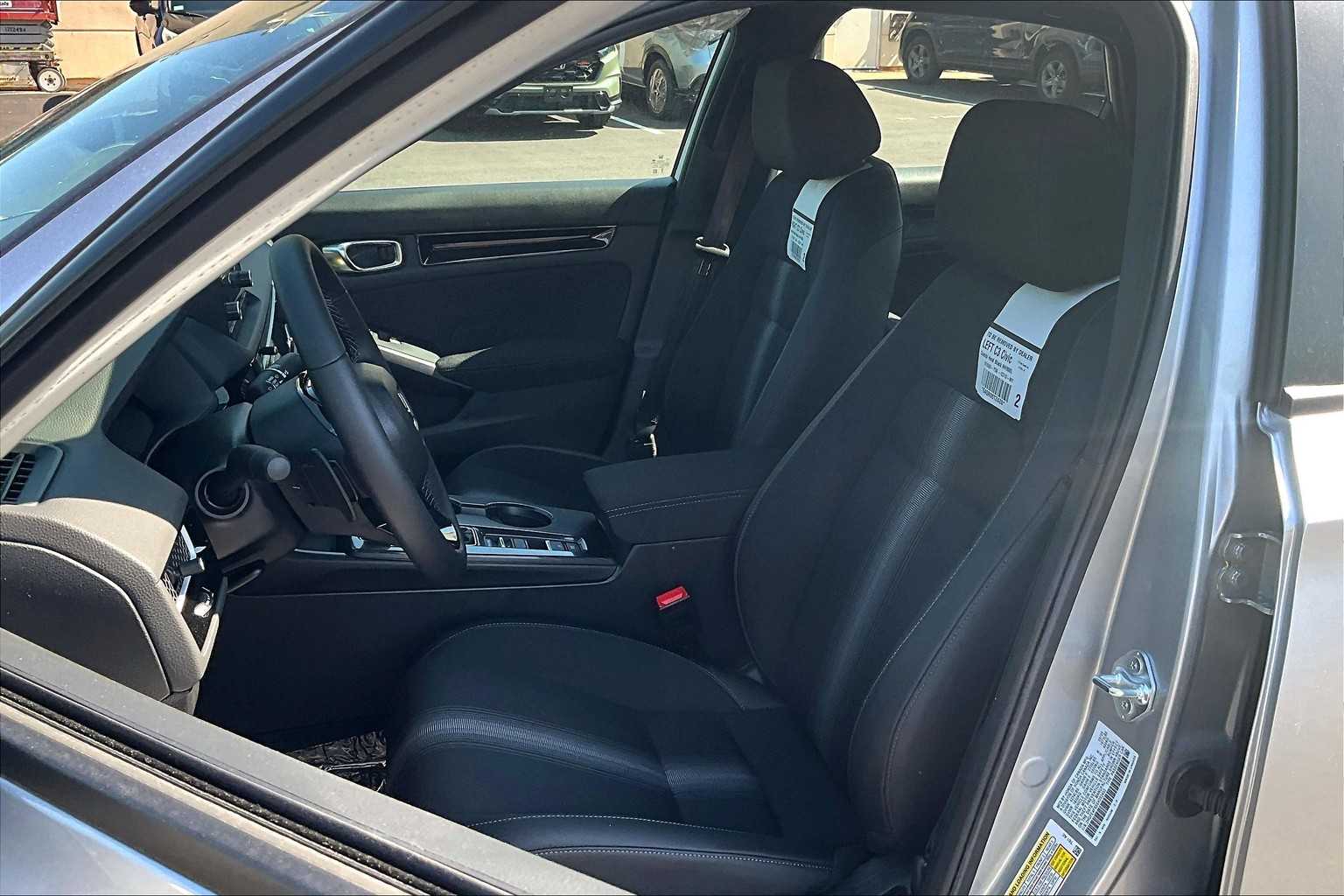 2025 Honda Civic Hybrid Sport - Photo 11