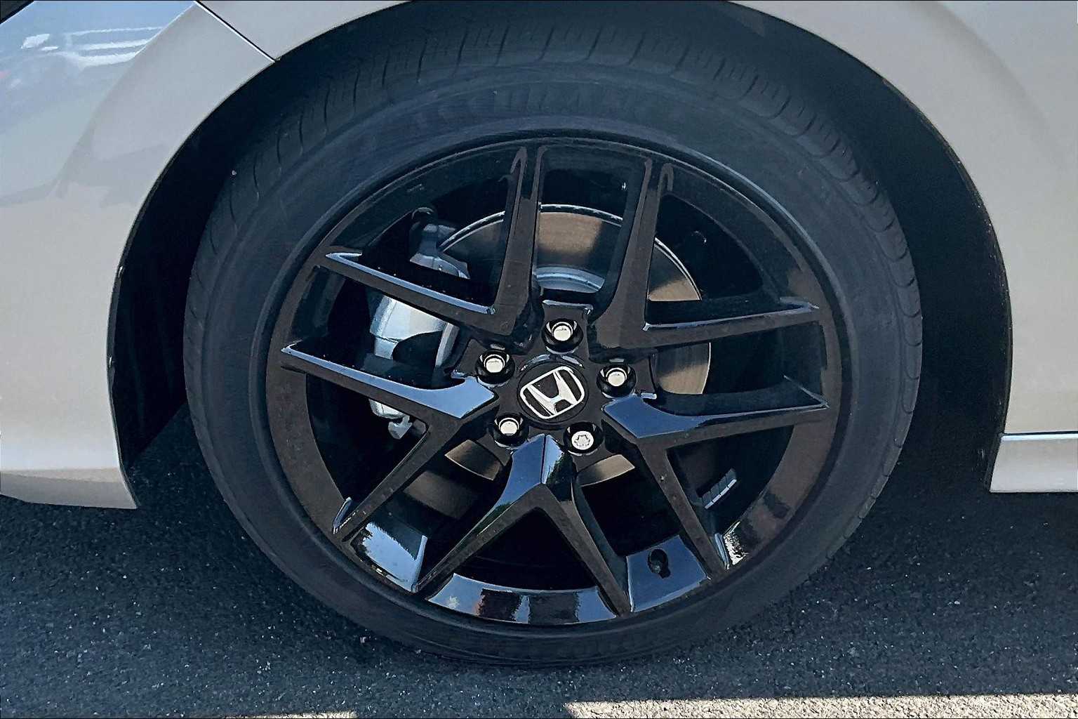 2025 Honda Civic Hybrid Sport - Photo 8
