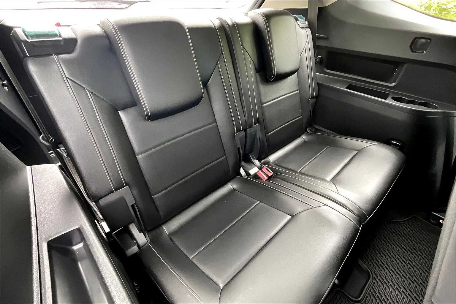 2023 Volkswagen Atlas 3.6L V6 SEL R-Line Black - Photo 17