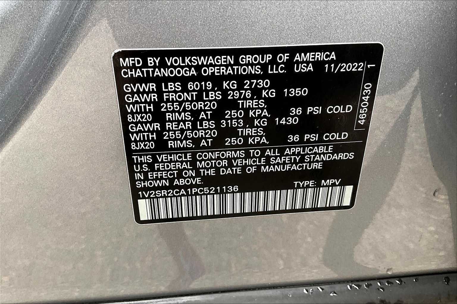 2023 Volkswagen Atlas 3.6L V6 SEL R-Line Black - Photo 35