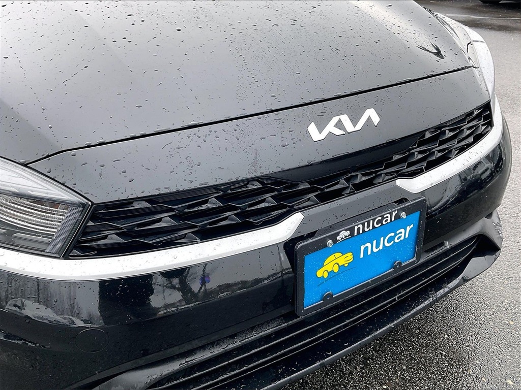 2023 Kia Forte LXS - Photo 26