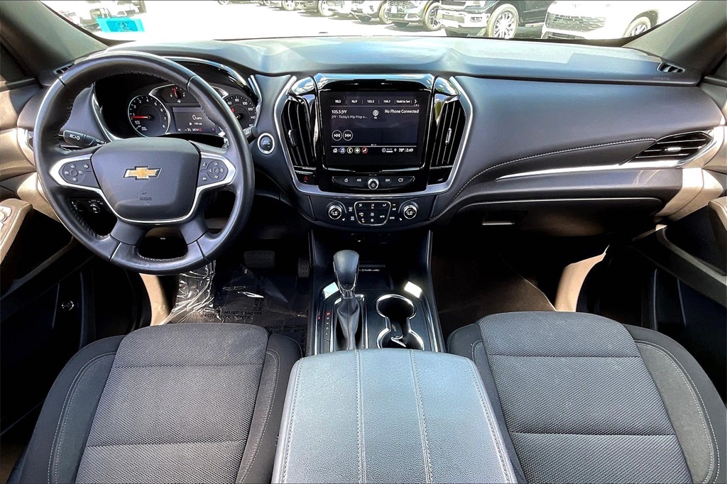 2022 Chevrolet Traverse LT - Photo 21