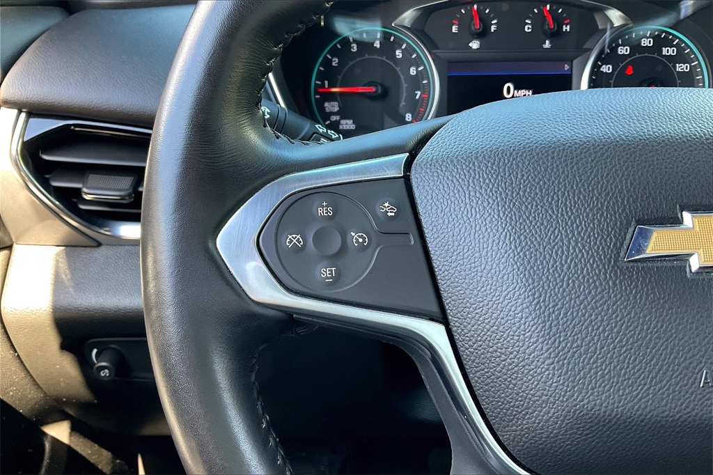 2022 Chevrolet Traverse LT - Photo 22