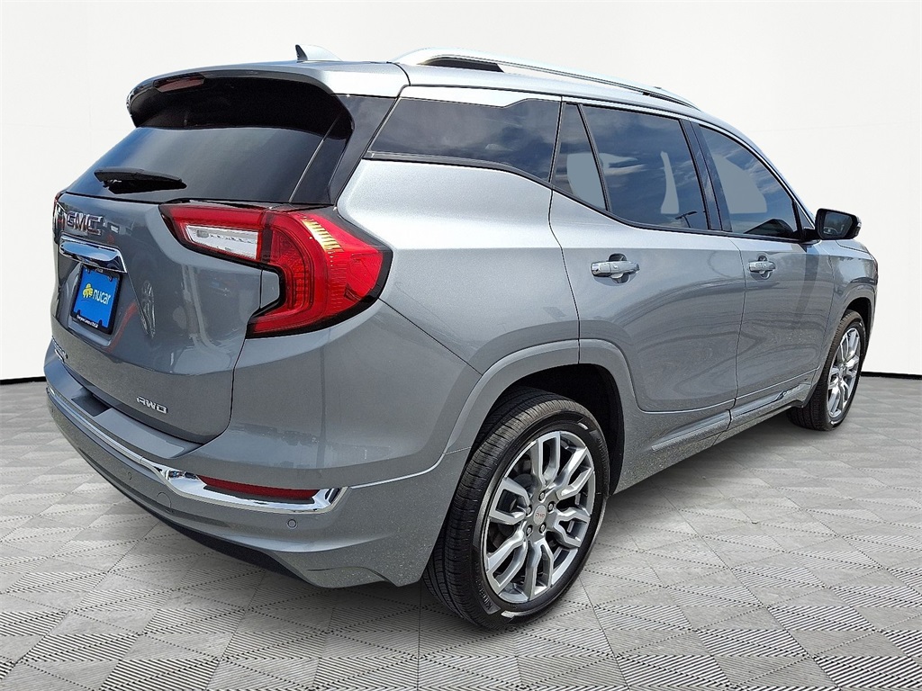 2024 GMC Terrain Denali - Photo 6