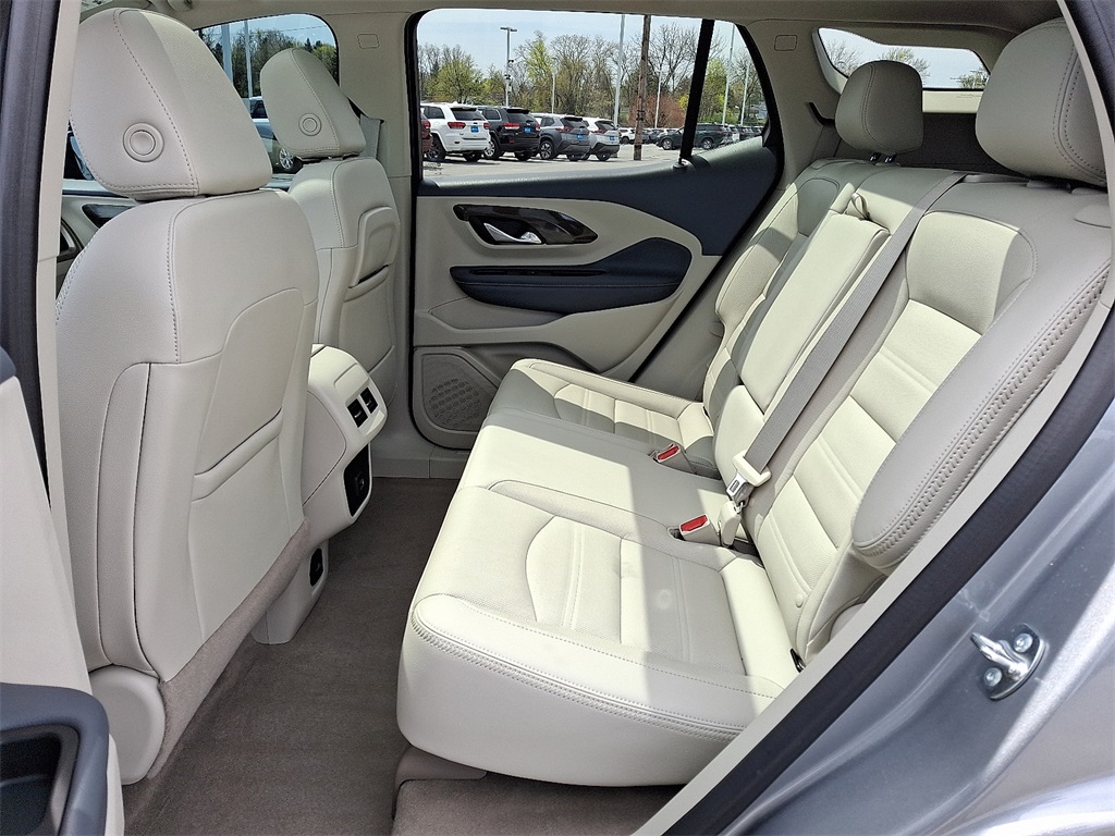 2024 GMC Terrain Denali - Photo 10