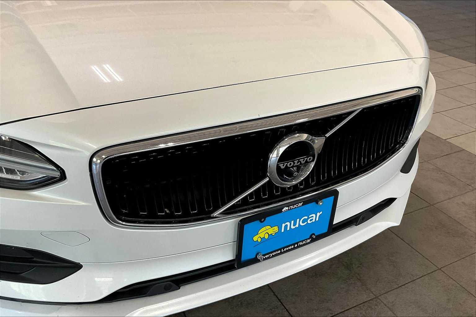 2017 Volvo S90 Momentum - Photo 30