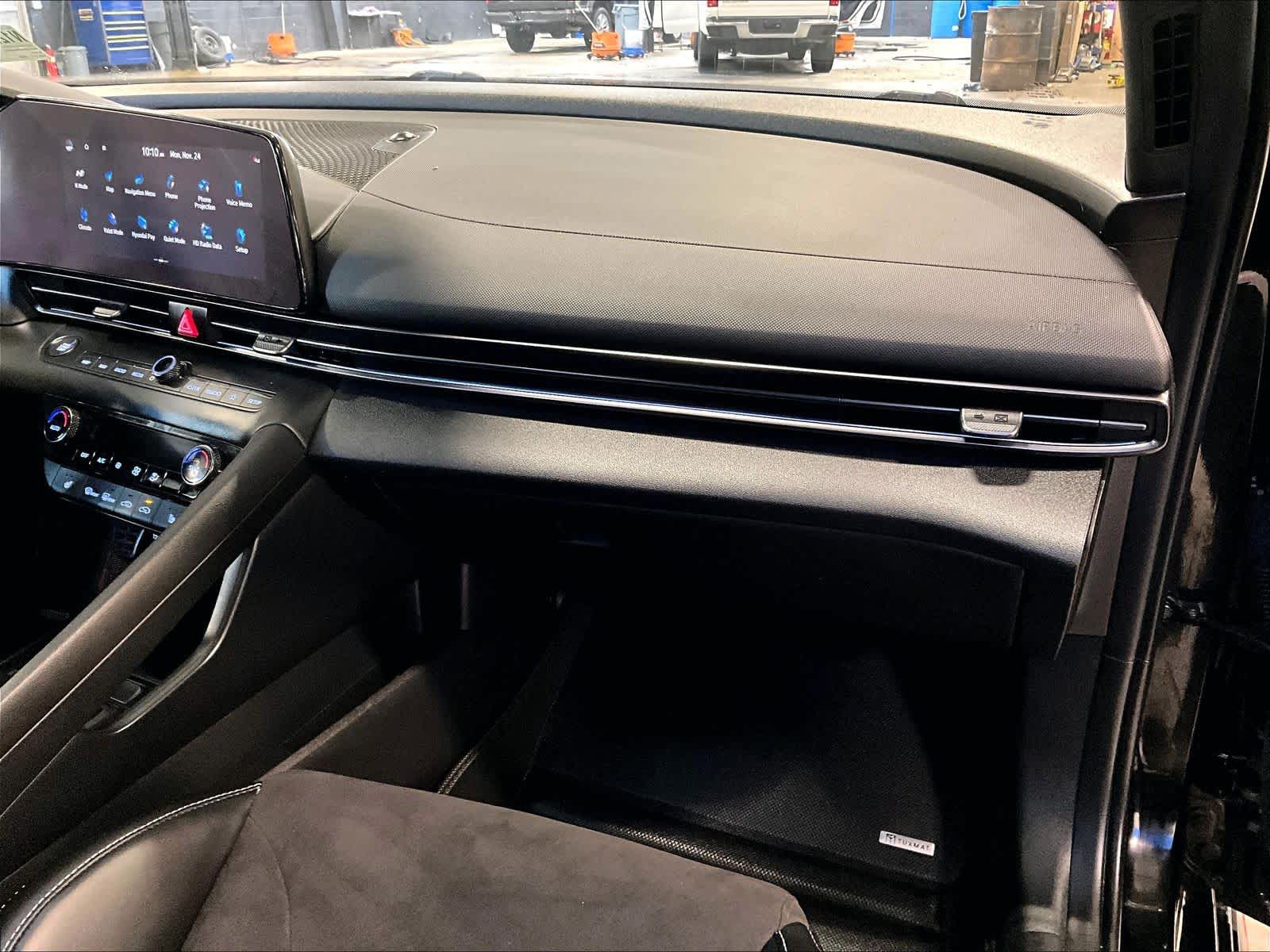 2023 Hyundai Elantra N  - Photo 13