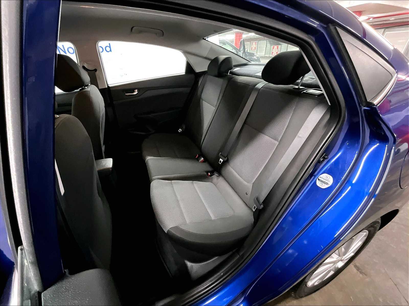 2022 Hyundai Accent SEL - Photo 15