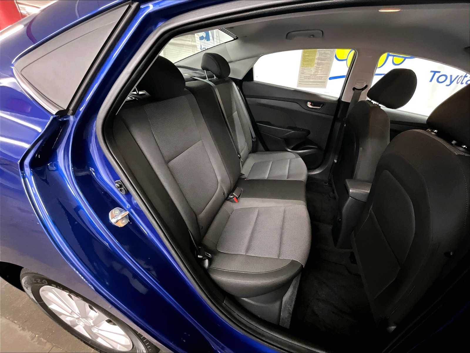 2022 Hyundai Accent SEL - Photo 16