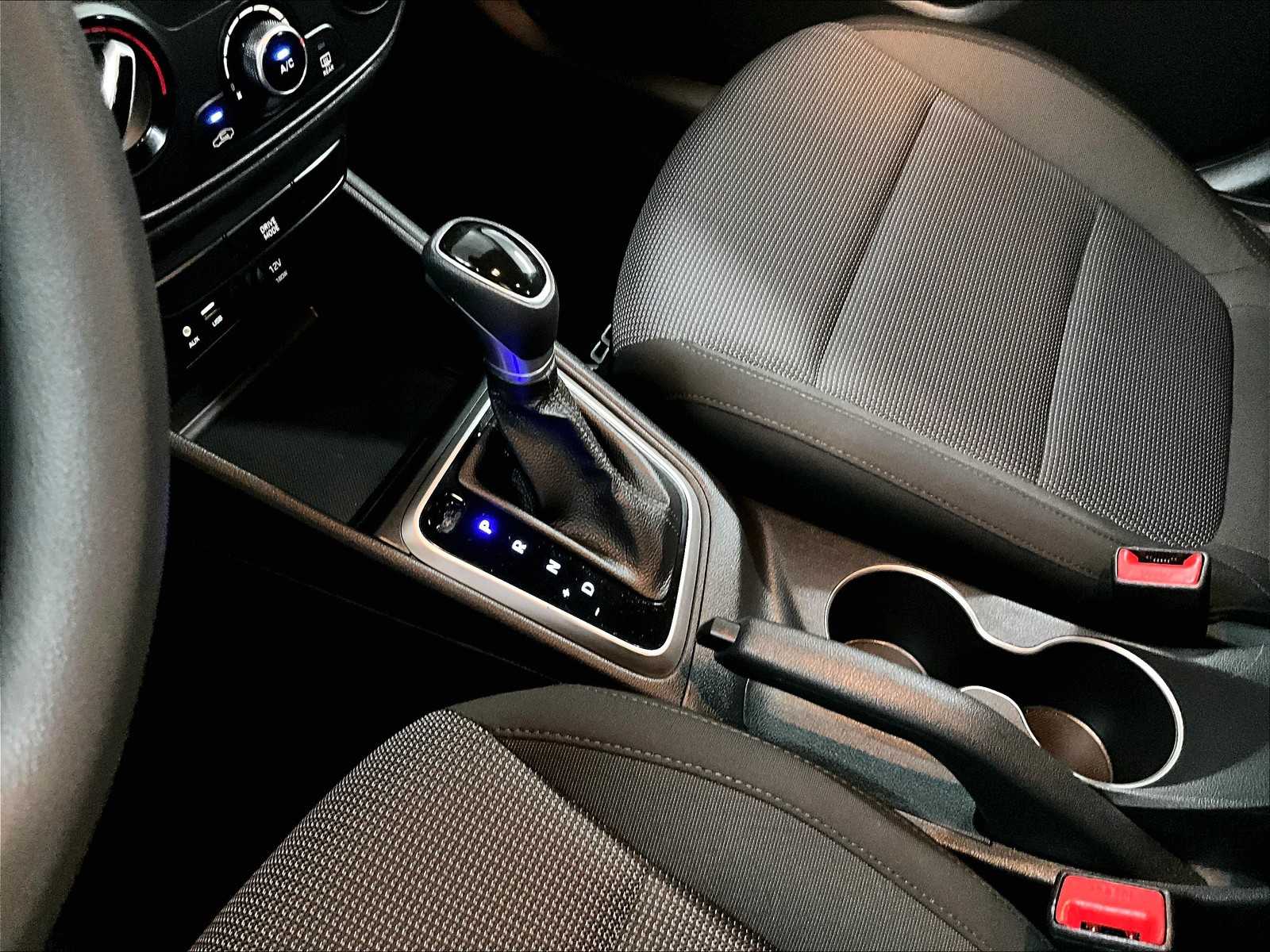 2022 Hyundai Accent SEL - Photo 20