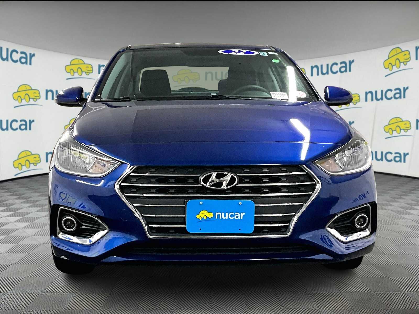 2022 Hyundai Accent SEL - Photo 2