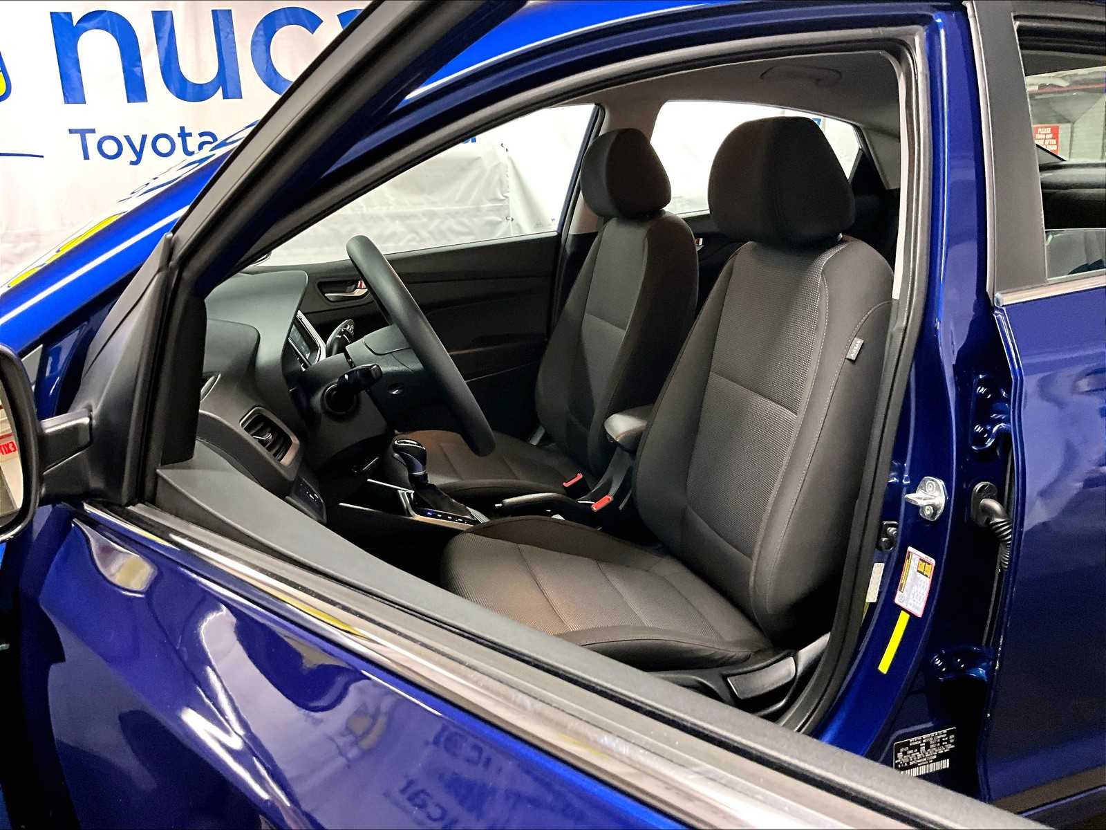 2022 Hyundai Accent SEL - Photo 10