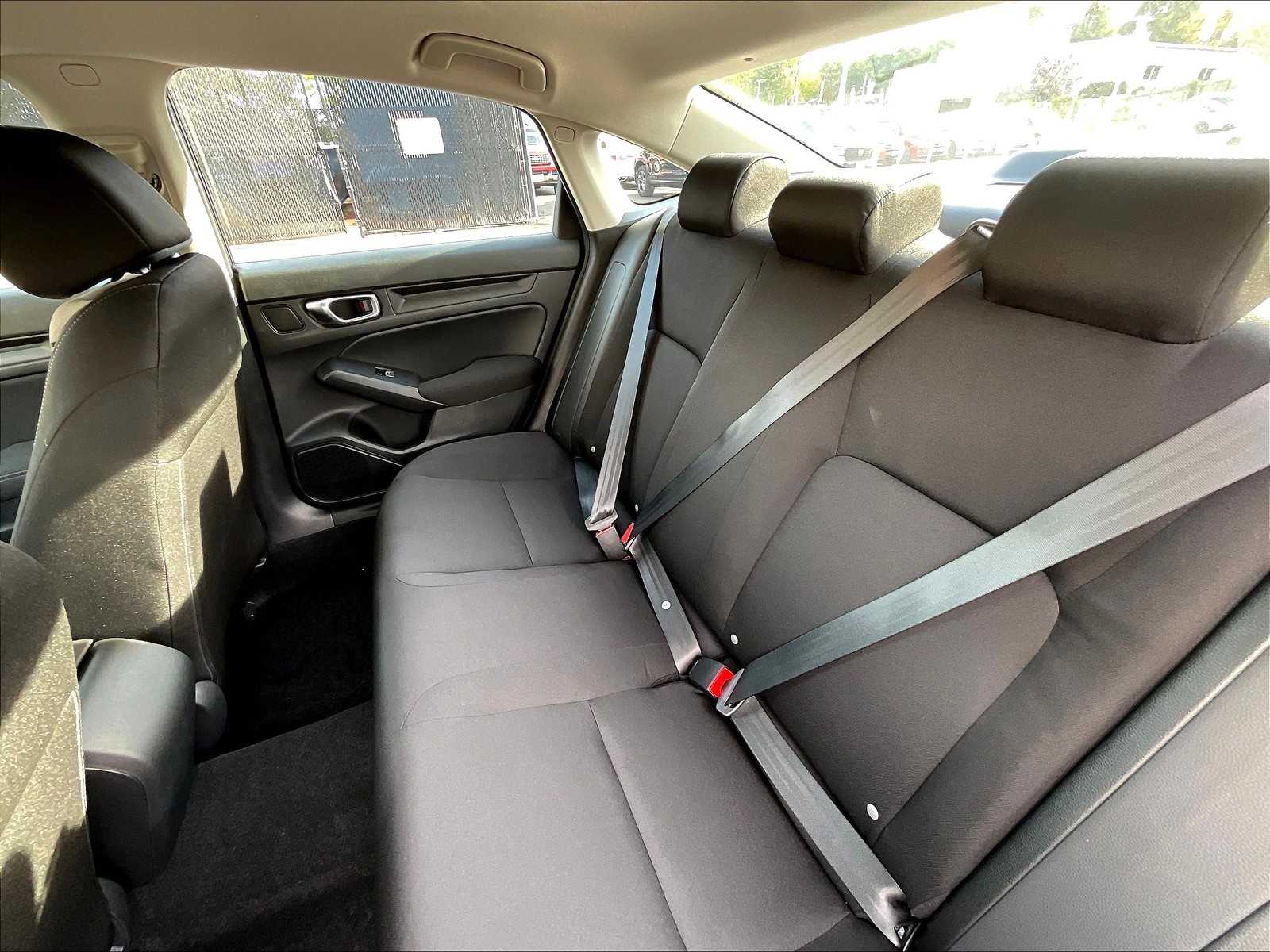 2026 Honda Civic LX - Photo 15