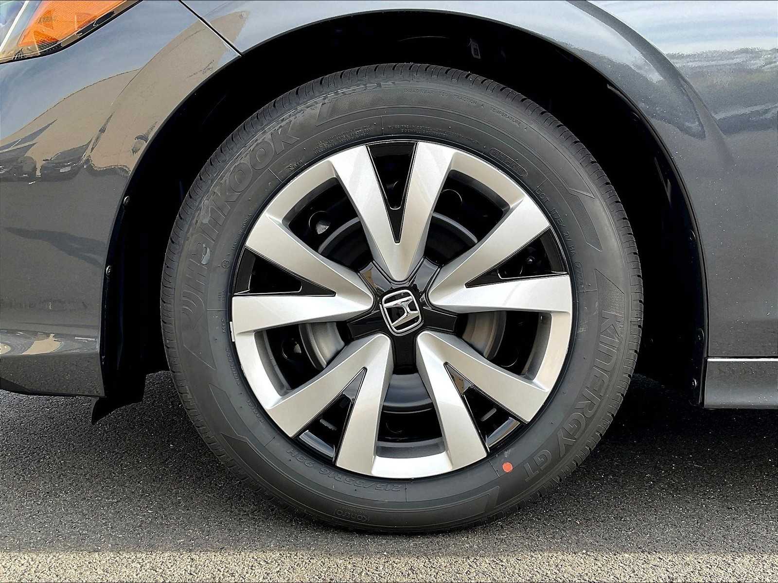 2026 Honda Civic LX - Photo 8