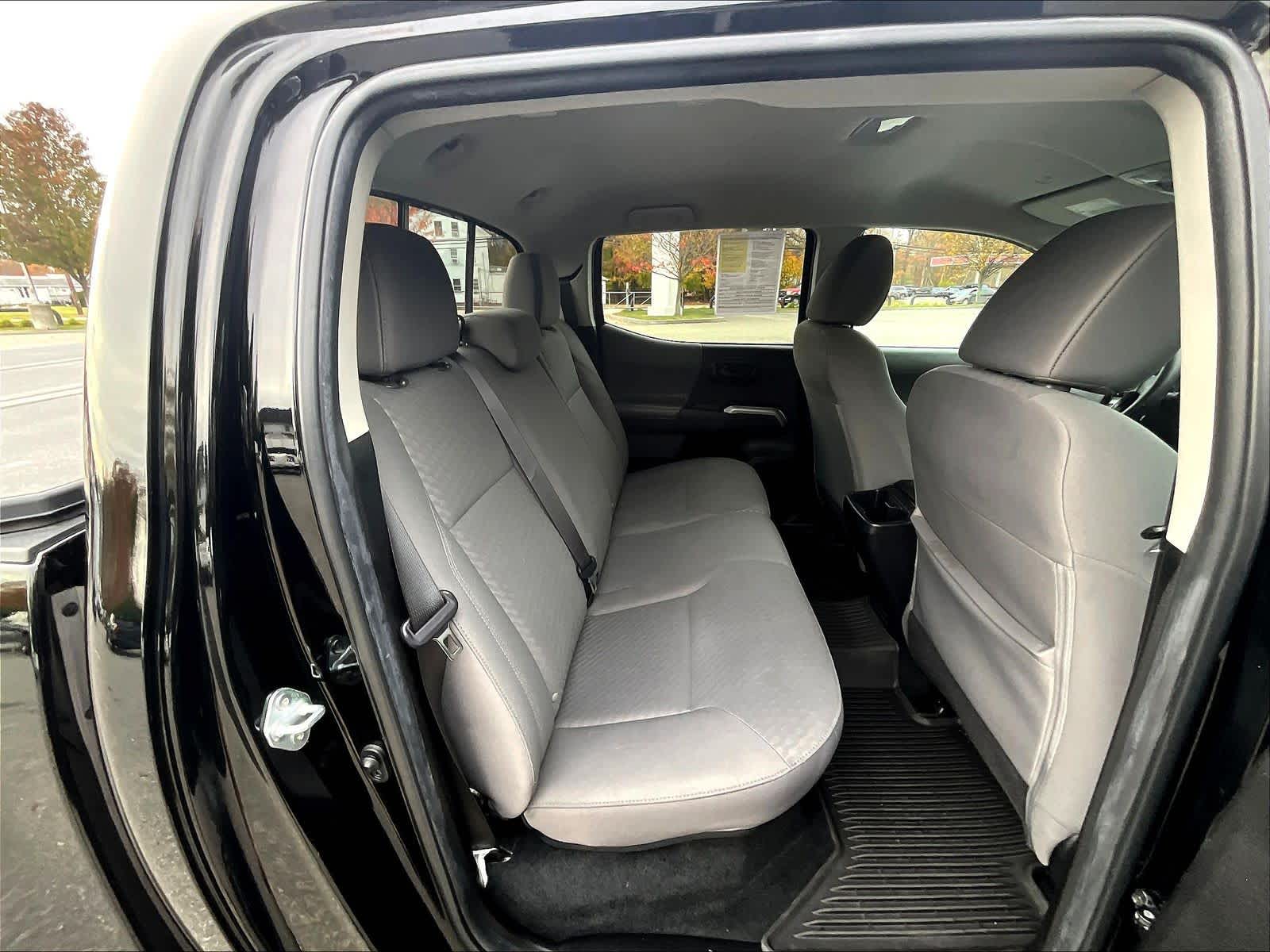 2023 Toyota Tacoma SR5 - Photo 16