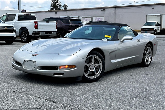 2004 Chevrolet Corvette Base - Photo 2