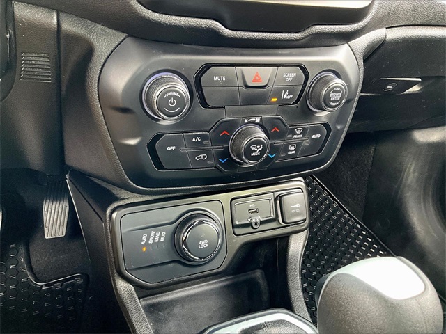 2021 Jeep Renegade Sport - Photo 22